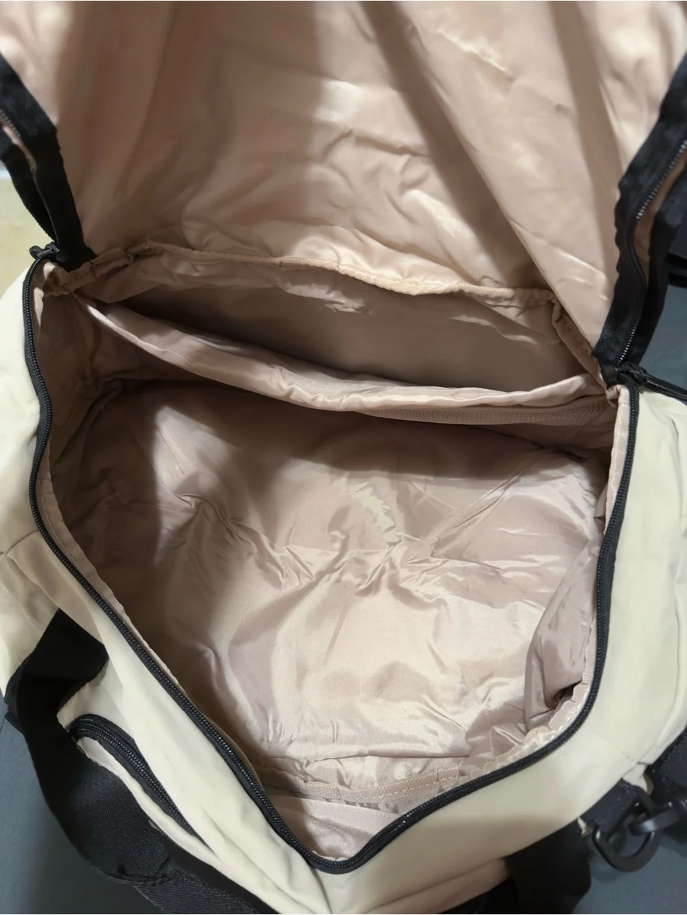 Bagsmart travel duffle